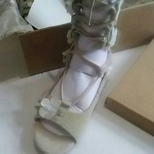 Joyfolie Seraphina in Gardenia gladiator boots